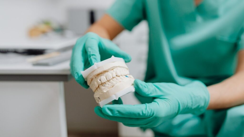 Dental Implants (All-on-4 / All-on-6)