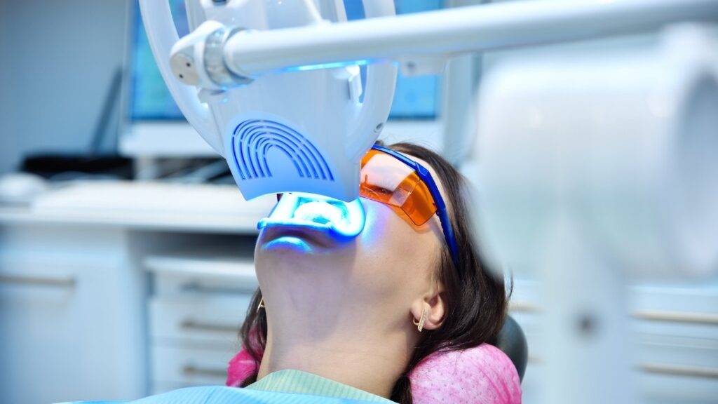 Teeth Whitening in Greece: What to Expect and Why It's Worth It